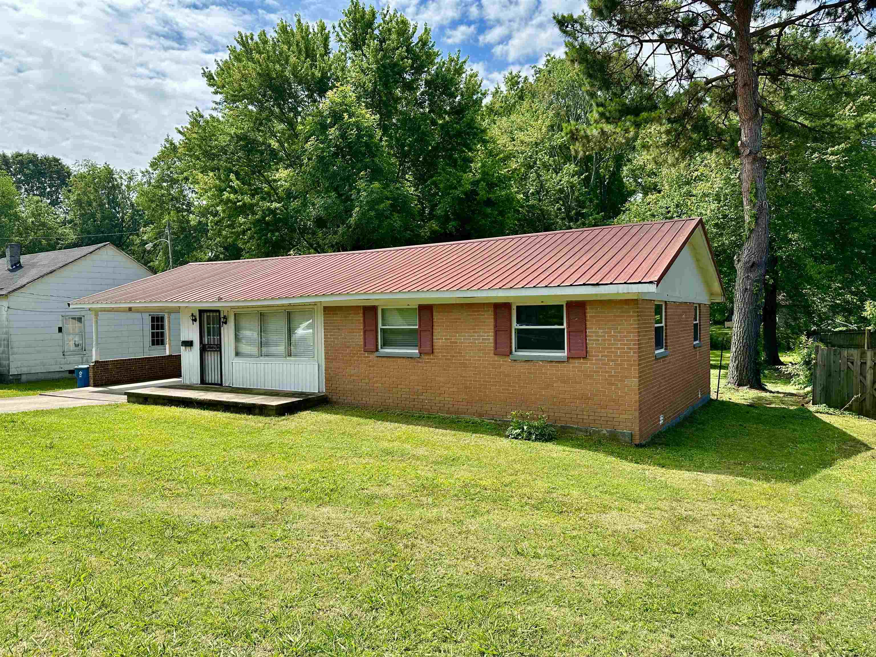 Residential for sale – 309 W 10th   Trenton, TN